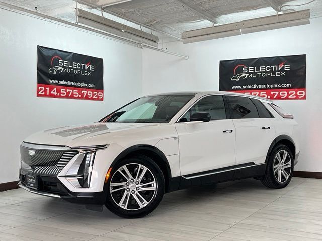 2024 Cadillac LYRIQ Tech