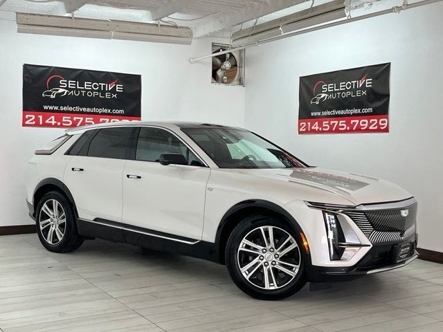 2024 Cadillac LYRIQ Tech
