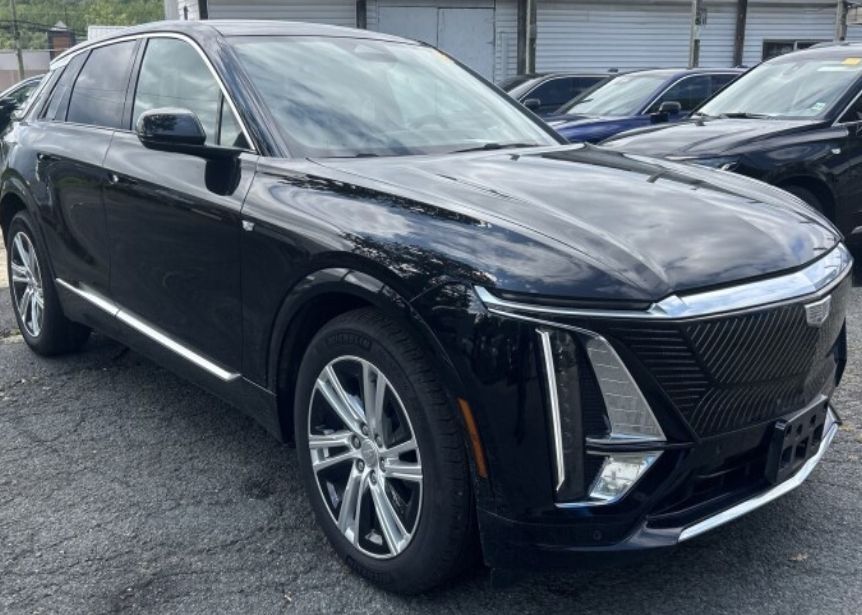 2024 Cadillac LYRIQ Tech