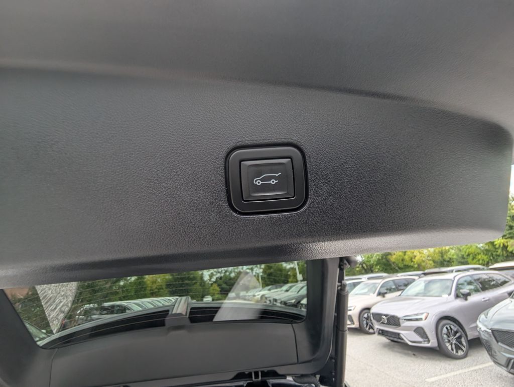 2024 Cadillac LYRIQ Tech Hunt Valley MD