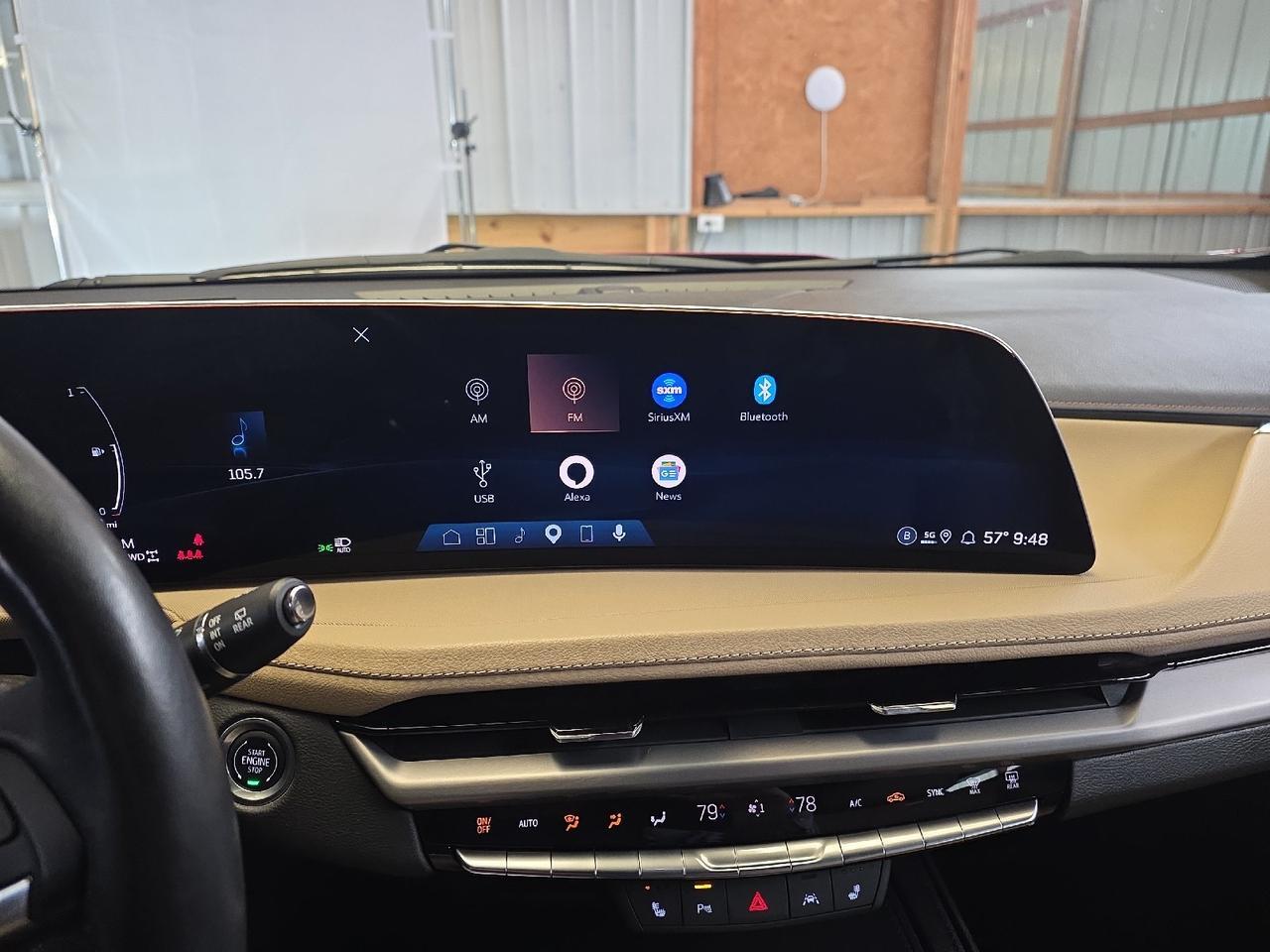 2024 Cadillac XT4 AWD Luxury Sand Lake NY