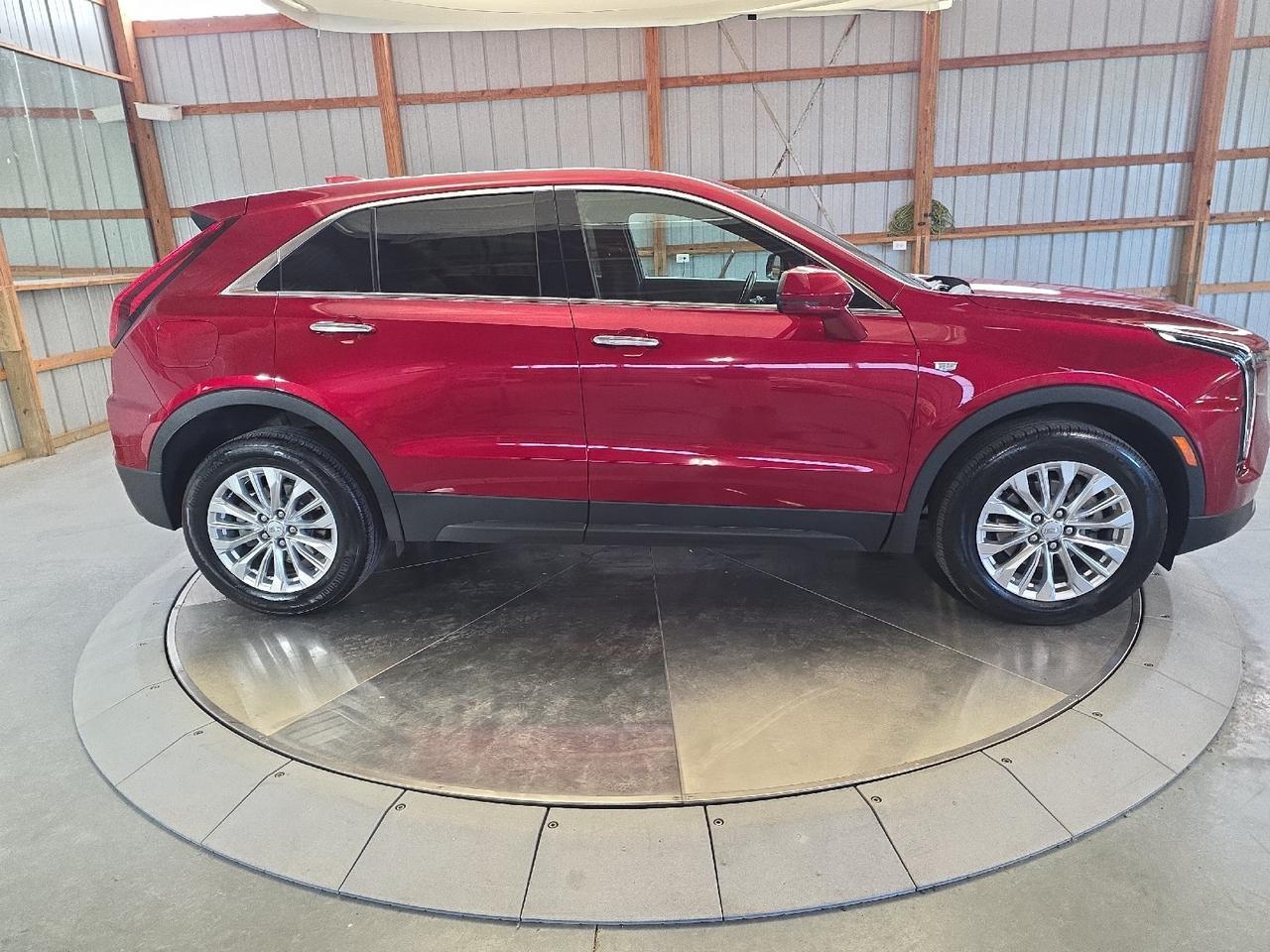 2024 Cadillac XT4 AWD Luxury Sand Lake NY