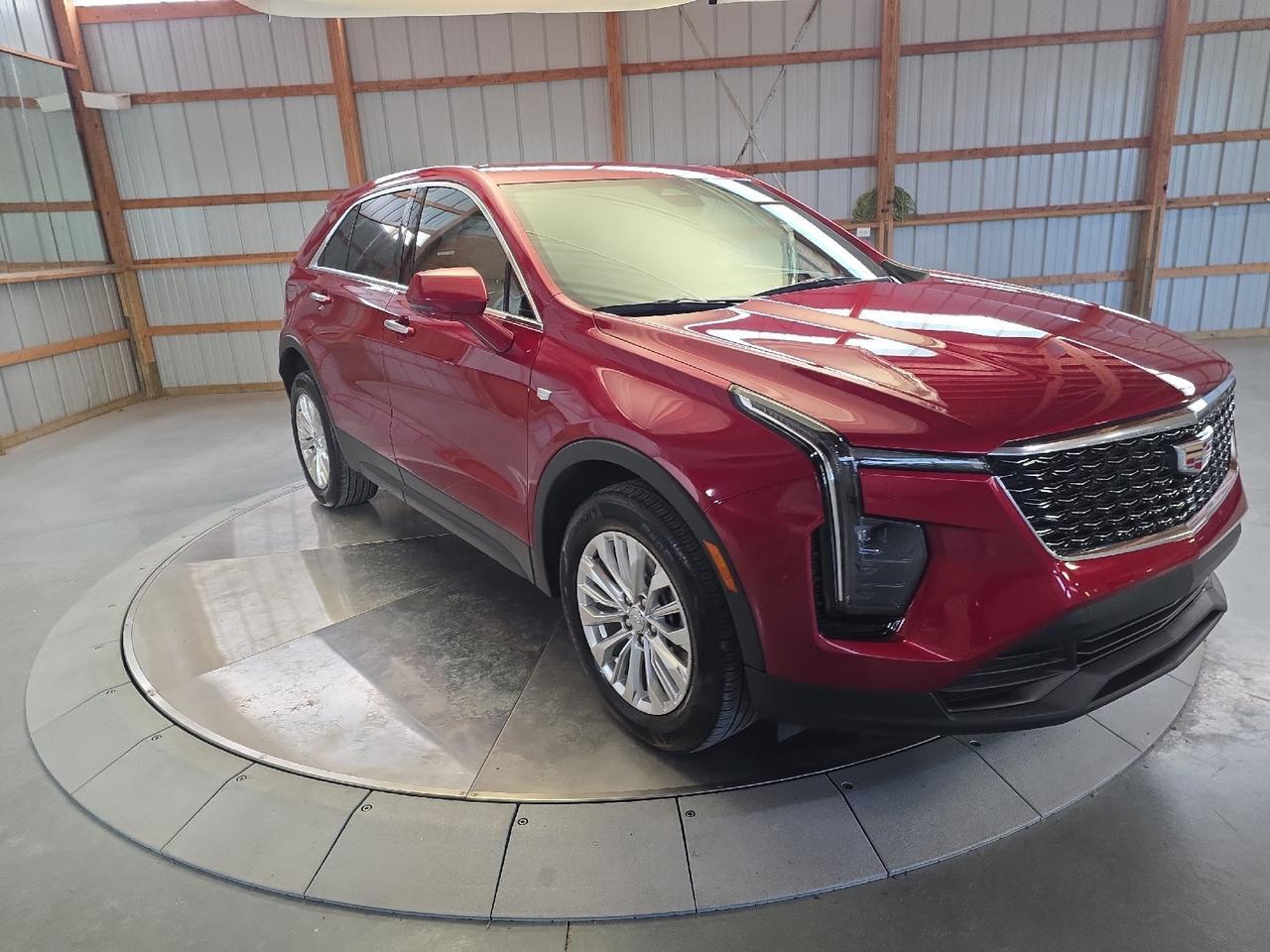 2024 Cadillac XT4 AWD Luxury Sand Lake NY