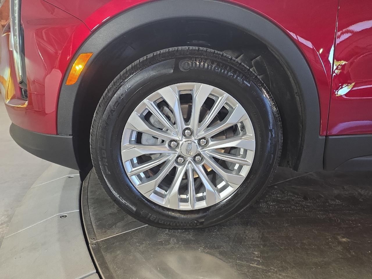 2024 Cadillac XT4 AWD Luxury Sand Lake NY