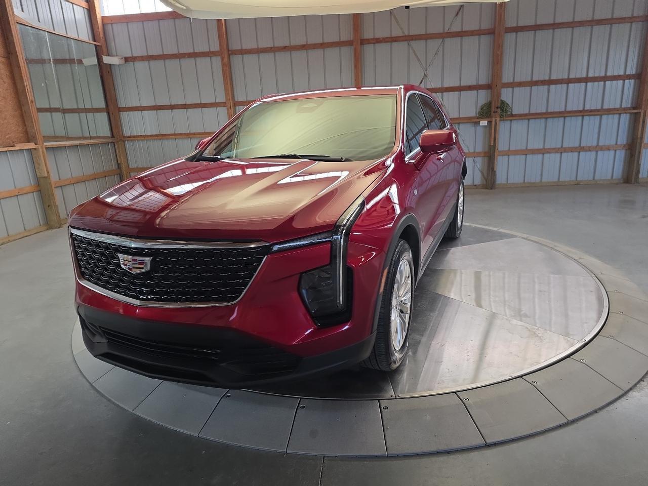 2024 Cadillac XT4 AWD Luxury Sand Lake NY