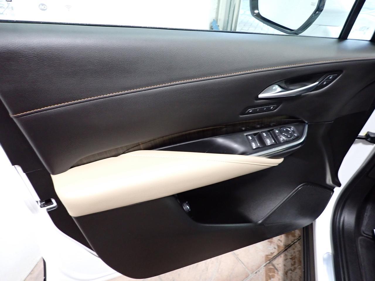 2024 Cadillac XT4 AWD Premium Luxury LEATHER NAVI SUNROOF Listowel ON