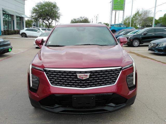 2024 Cadillac XT4 AWD Premium Luxury