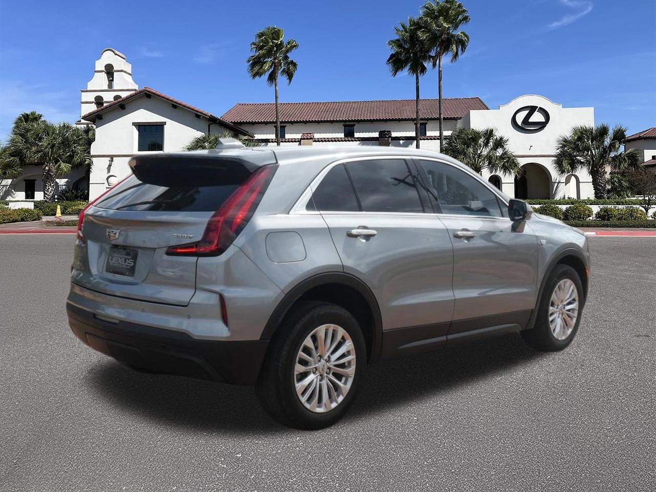 2024 Cadillac XT4 FWD Luxury