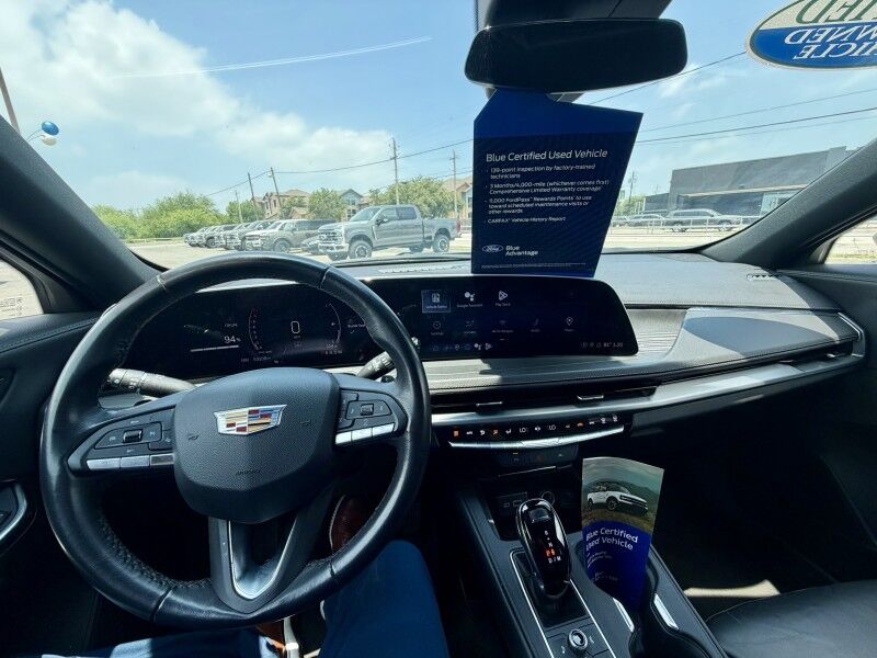 2024 Cadillac XT4 FWD Premium Luxury Del Rio TX