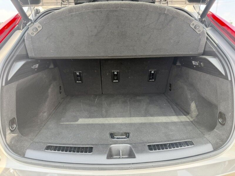2024 Cadillac XT4 FWD Premium Luxury Del Rio TX