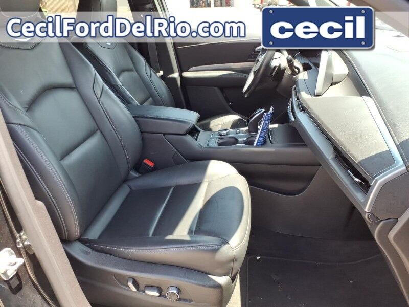 2024 Cadillac XT4 FWD Premium Luxury