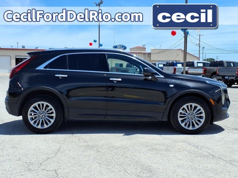 2024 Cadillac XT4 FWD Premium Luxury