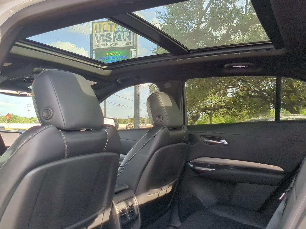 2024 Cadillac XT4 FWD Premium Luxury