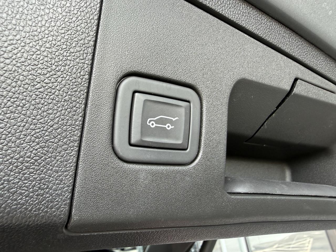 2024 Cadillac XT4 FWD Sport Knoxville TN