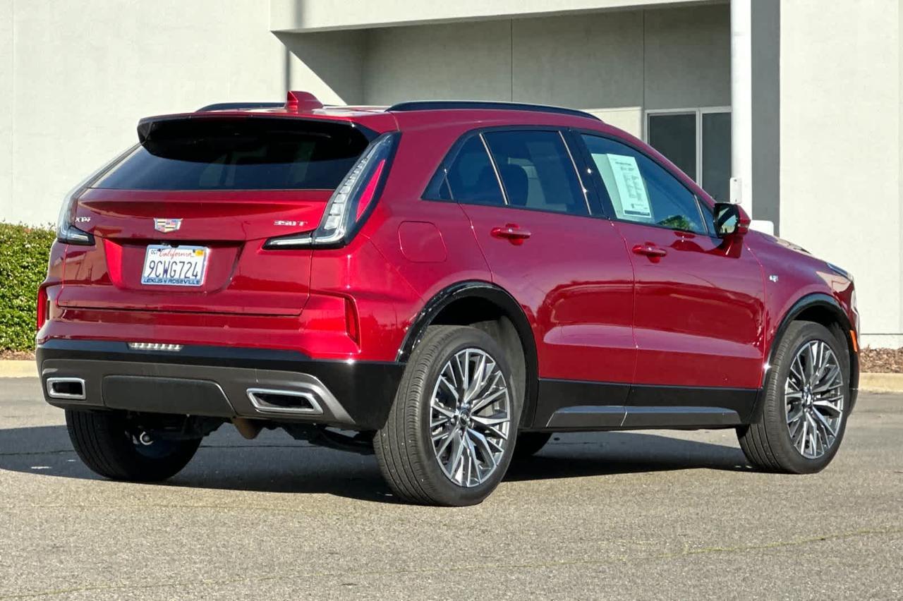 2024 Cadillac XT4 FWD Sport