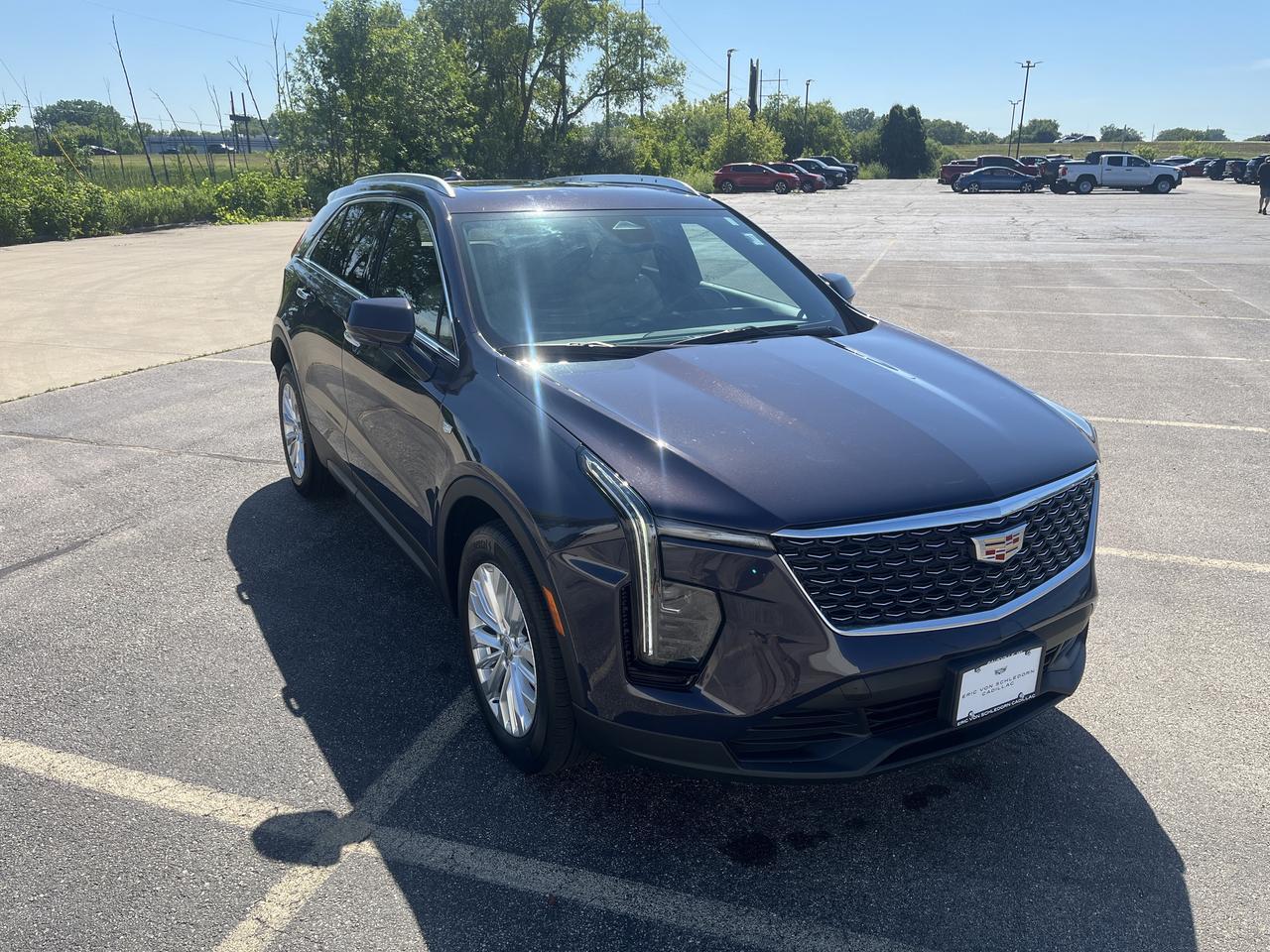 2024 Cadillac XT4 Luxury AWD ColdWx TraileringPkgs w/Sunroof HtdLthr HtdSteeringWheel Saukville WI