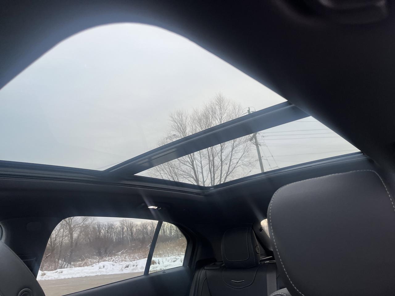 2024 Cadillac XT4 Luxury AWD ColdWxPkg w/Sunroof HtdLthr HtdSteeringWheel HD-RearCamera Saukville WI