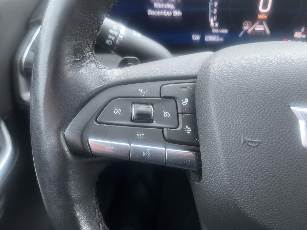 2024 Cadillac XT4 Luxury AWD ColdWxPkg w/Sunroof HtdLthr HtdSteeringWheel HD-RearCamera Saukville WI