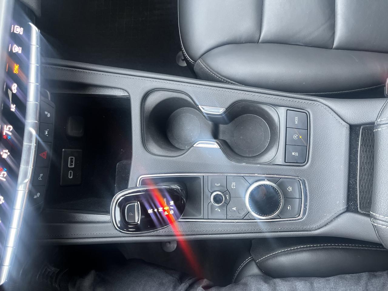 2024 Cadillac XT4 Luxury AWD ColdWxPkg w/Sunroof HtdLthr HtdSteeringWheel HD-RearCamera Saukville WI