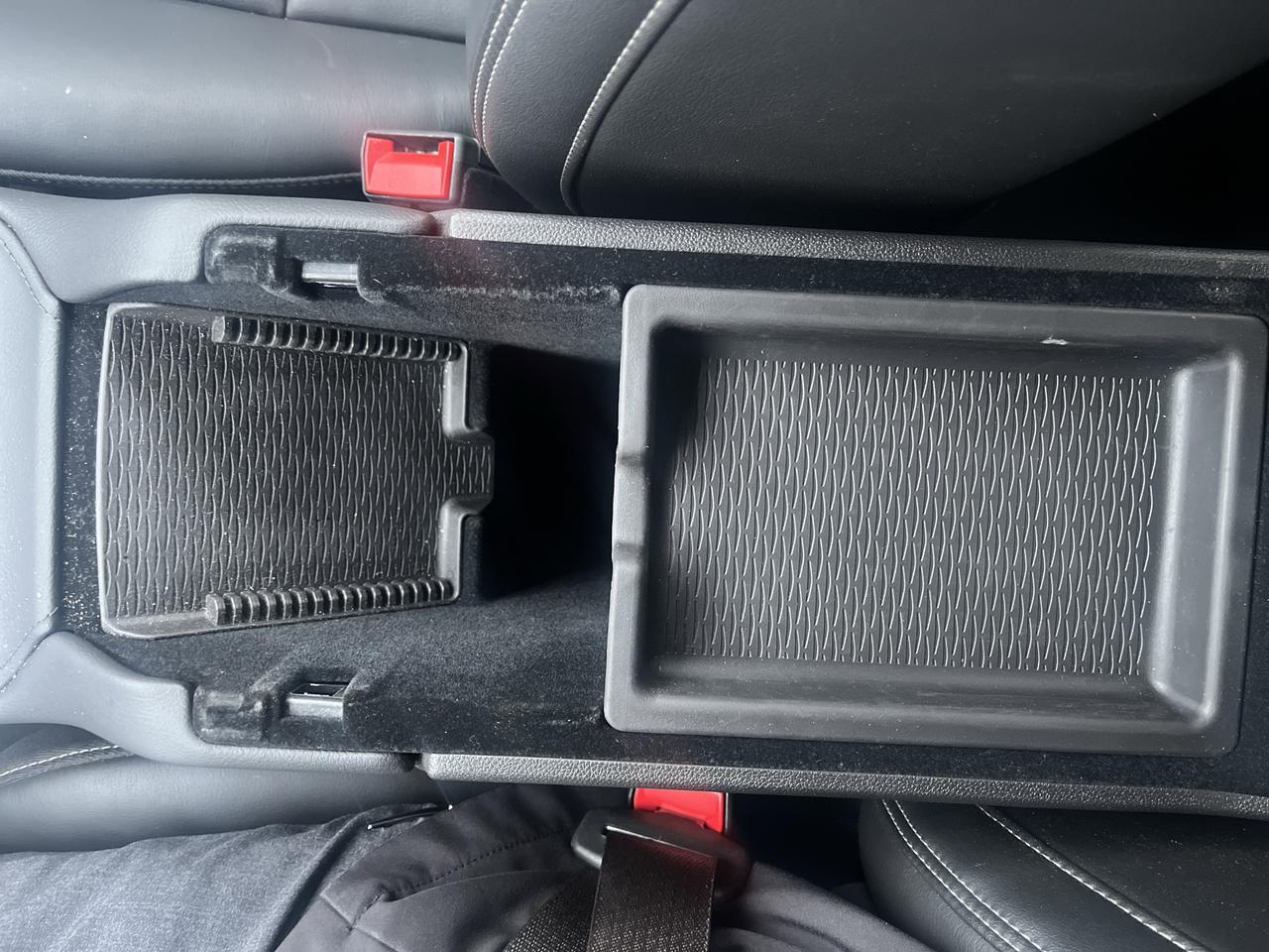 2024 Cadillac XT4 Luxury AWD ColdWxPkg w/Sunroof HtdLthr HtdSteeringWheel HD-RearCamera Saukville WI