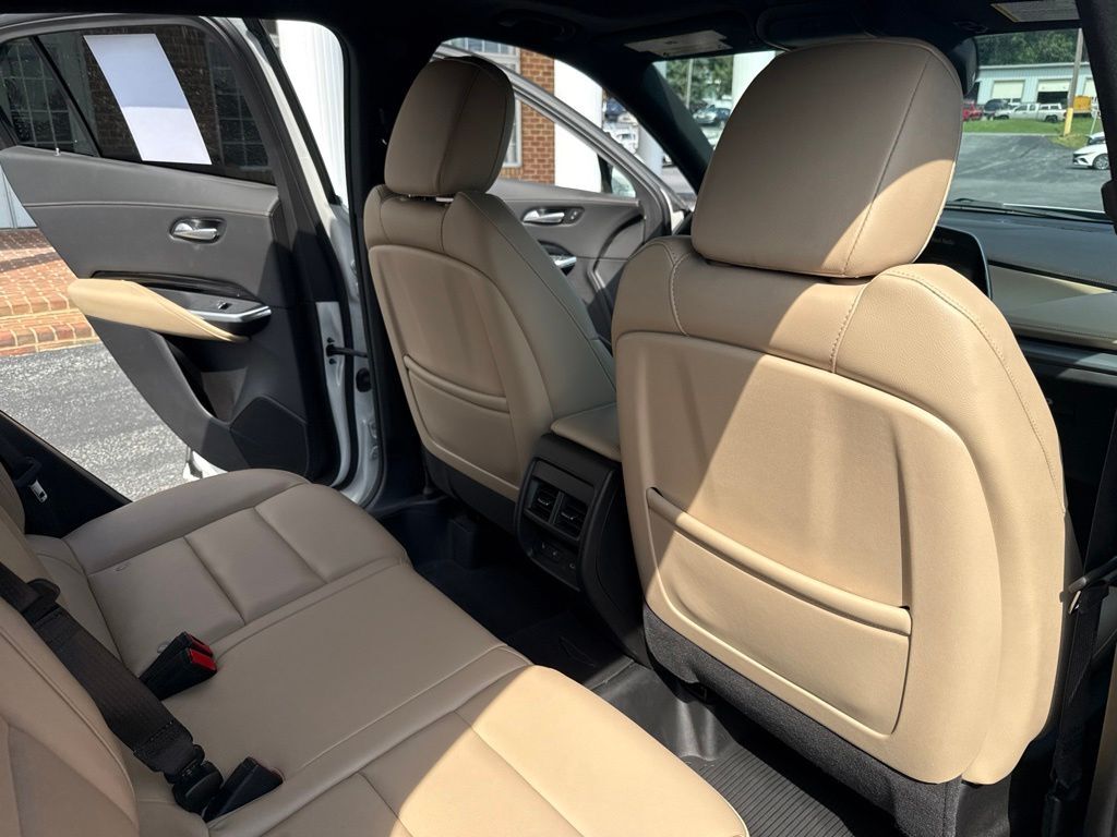 2024 Cadillac XT4 Luxury Mount Joy PA