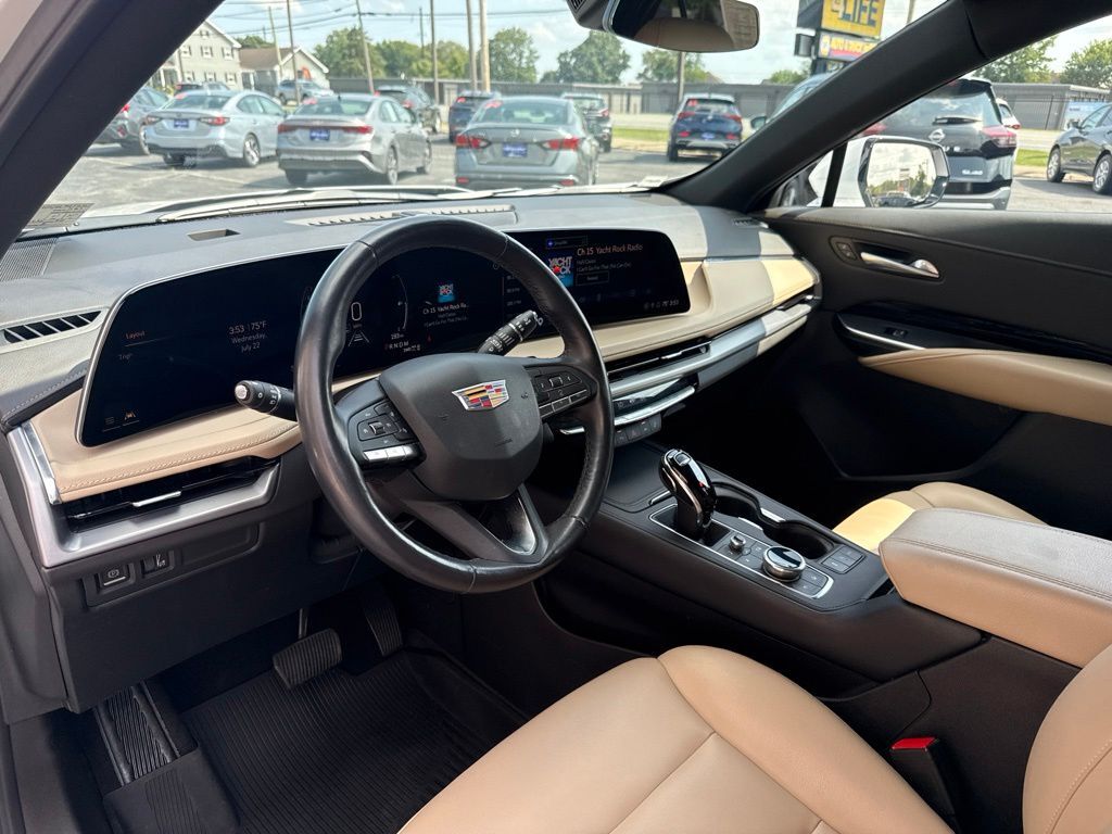 2024 Cadillac XT4 Luxury Mount Joy PA