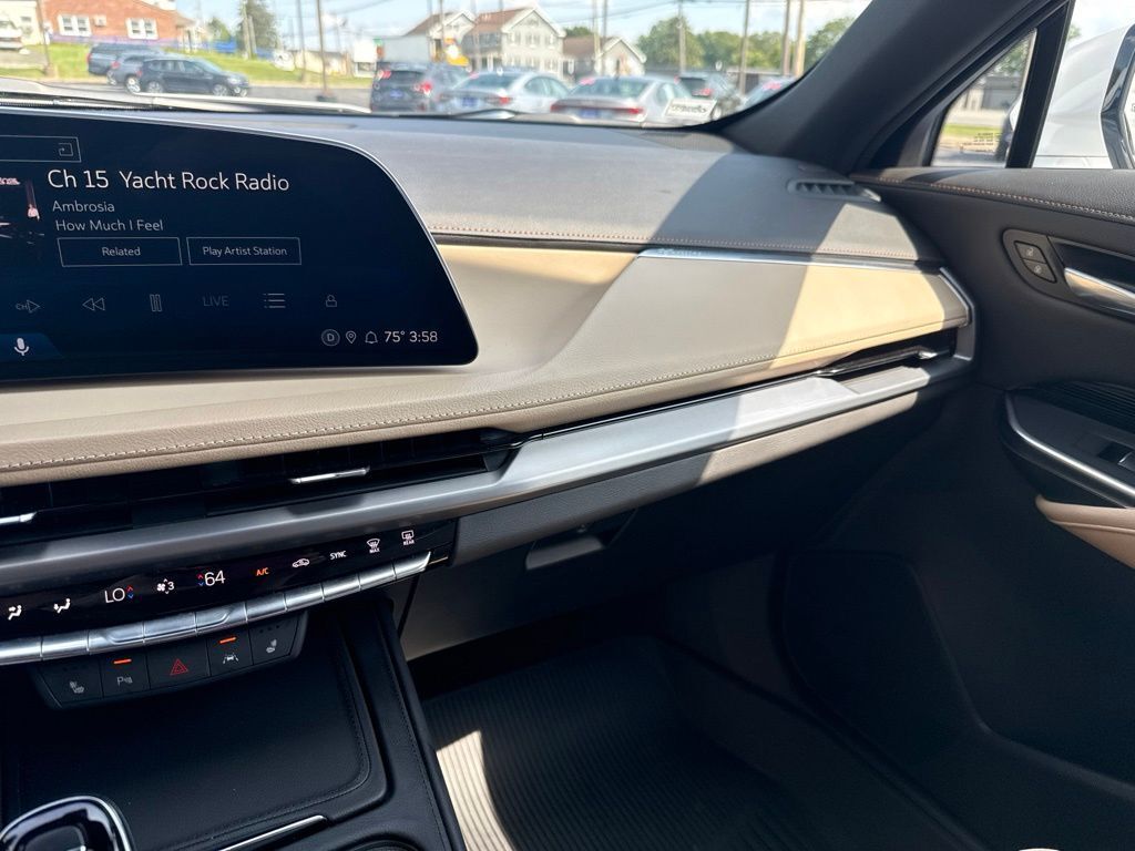 2024 Cadillac XT4 Luxury Mount Joy PA