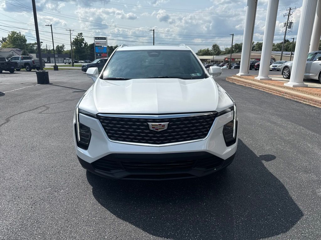 2024 Cadillac XT4 Luxury Mount Joy PA