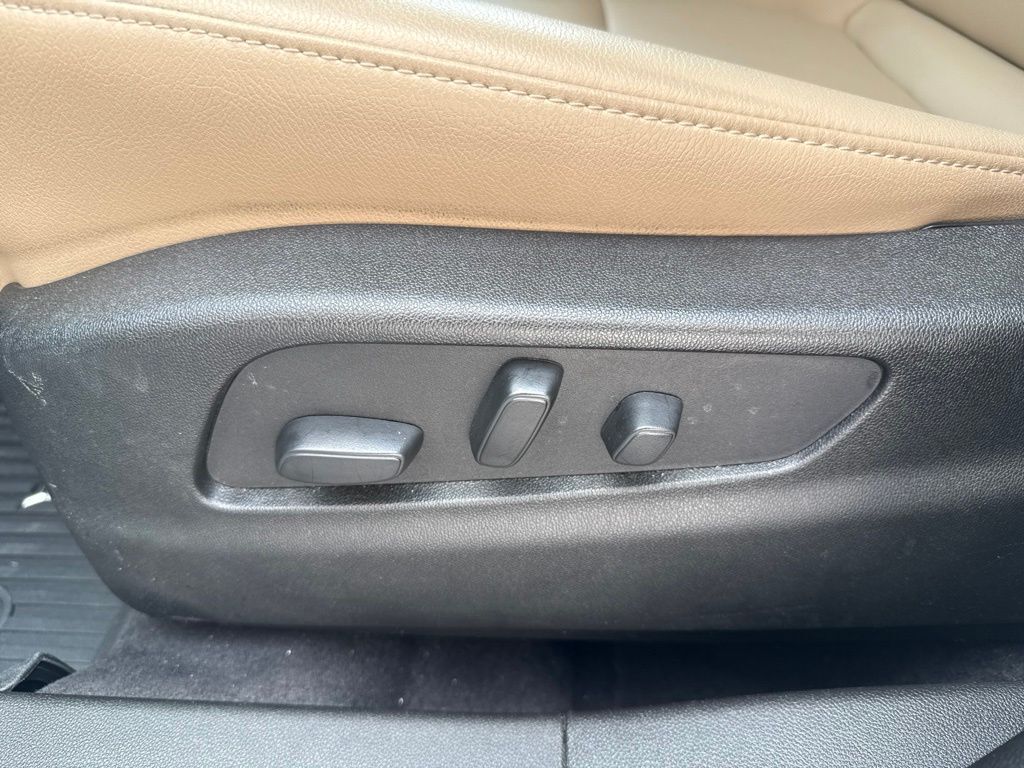 2024 Cadillac XT4 Luxury Mount Joy PA