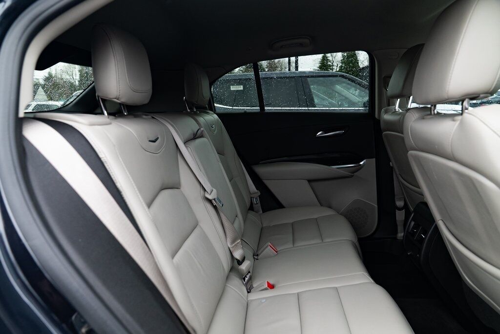 2024 Cadillac XT4 Premium Luxury Milwaukie OR