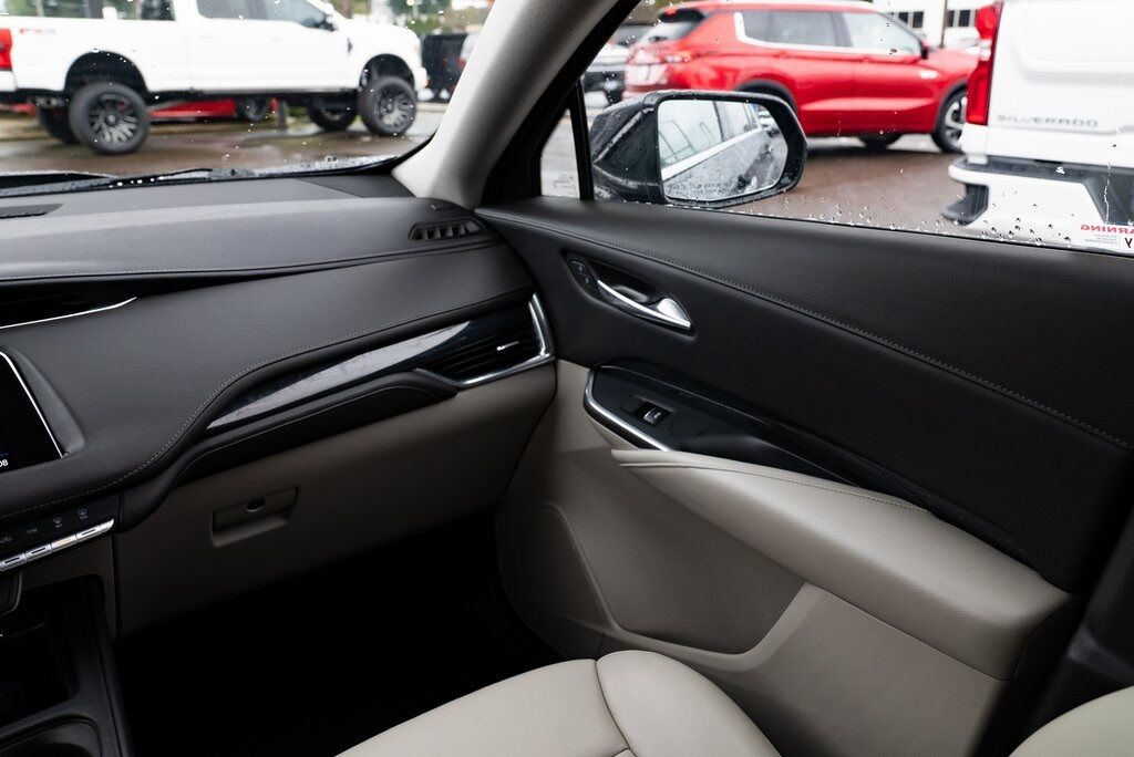 2024 Cadillac XT4 Premium Luxury Milwaukie OR