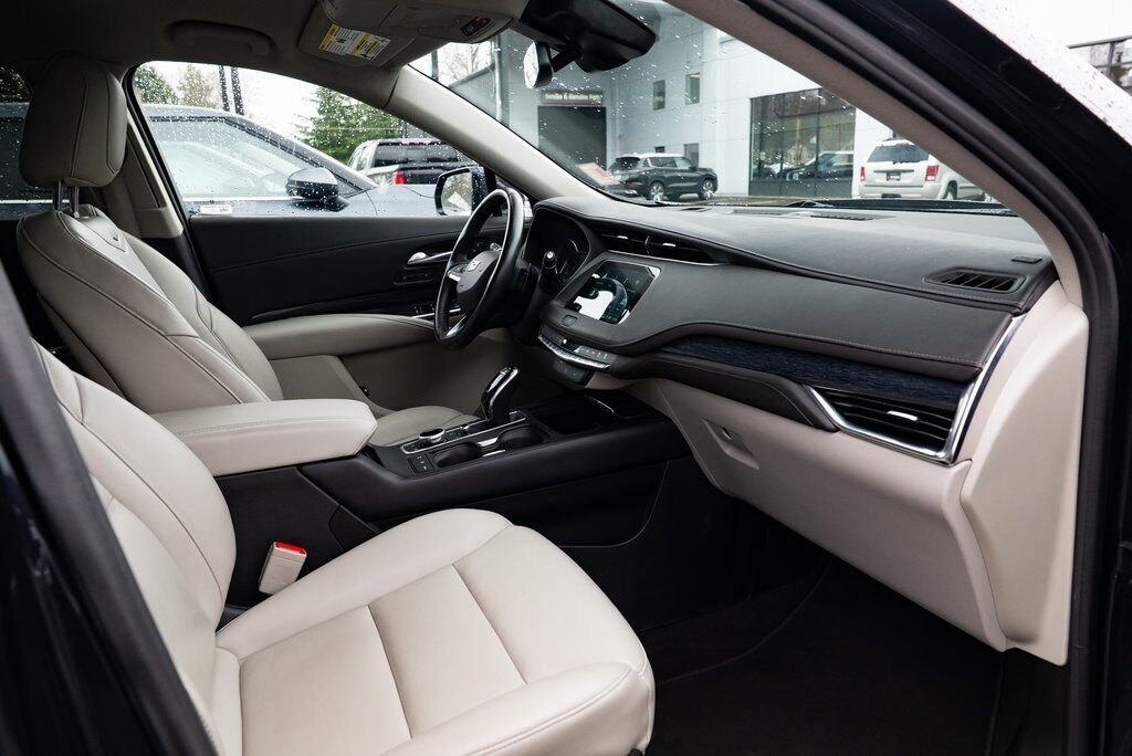 2024 Cadillac XT4 Premium Luxury Milwaukie OR