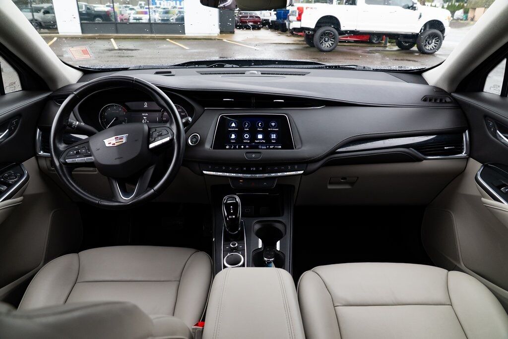 2024 Cadillac XT4 Premium Luxury Milwaukie OR