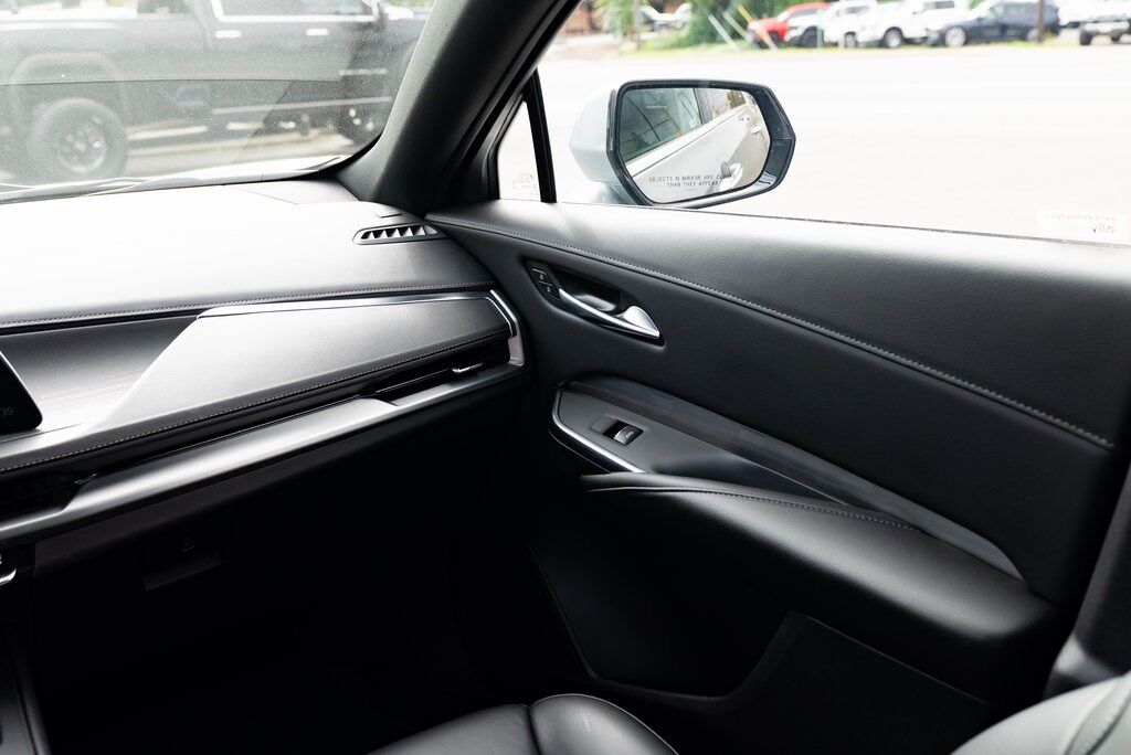 2024 Cadillac XT4 Premium Luxury Milwaukie OR