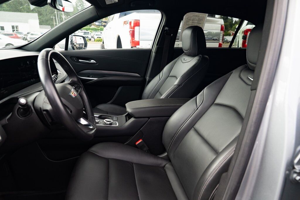 2024 Cadillac XT4 Premium Luxury Milwaukie OR