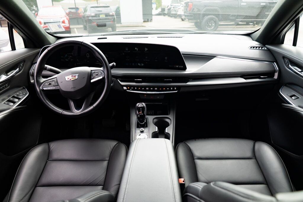 2024 Cadillac XT4 Premium Luxury Milwaukie OR