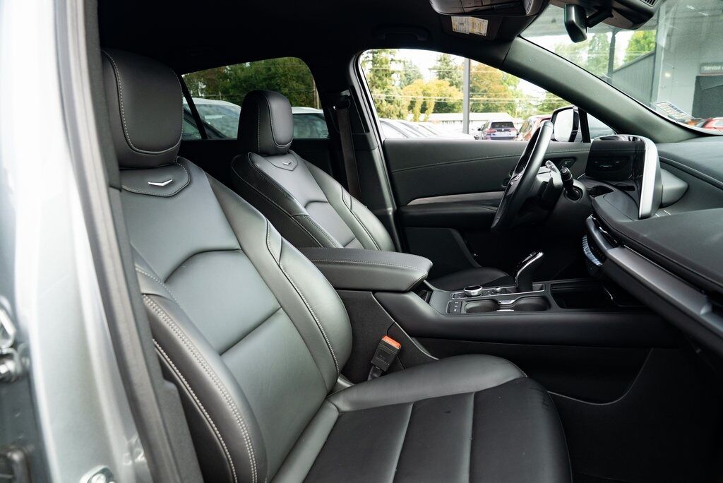 2024 Cadillac XT4 Premium Luxury Milwaukie OR