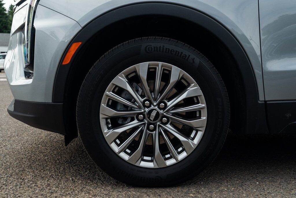 2024 Cadillac XT4 Premium Luxury Milwaukie OR