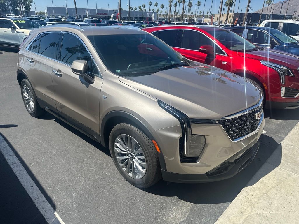 2024 Cadillac XT4 Premium Luxury
