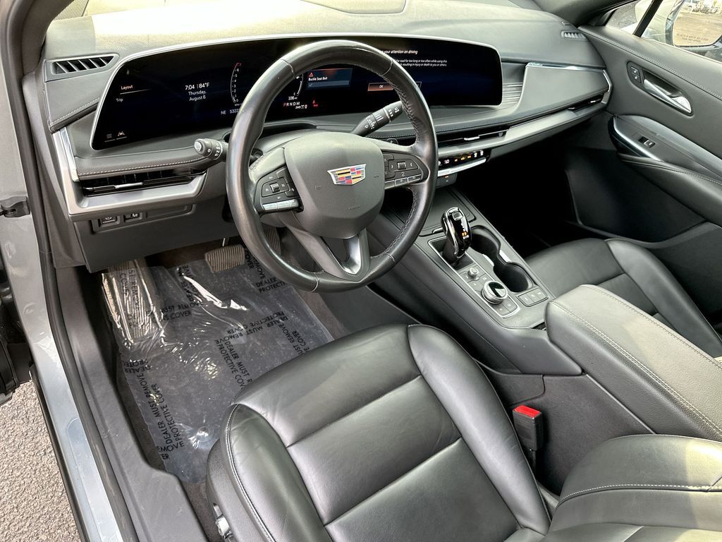 2024 Cadillac XT4 Premium Luxury