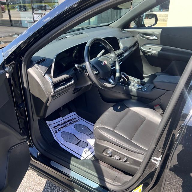 2024 Cadillac XT4 Premium Luxury Herrin IL