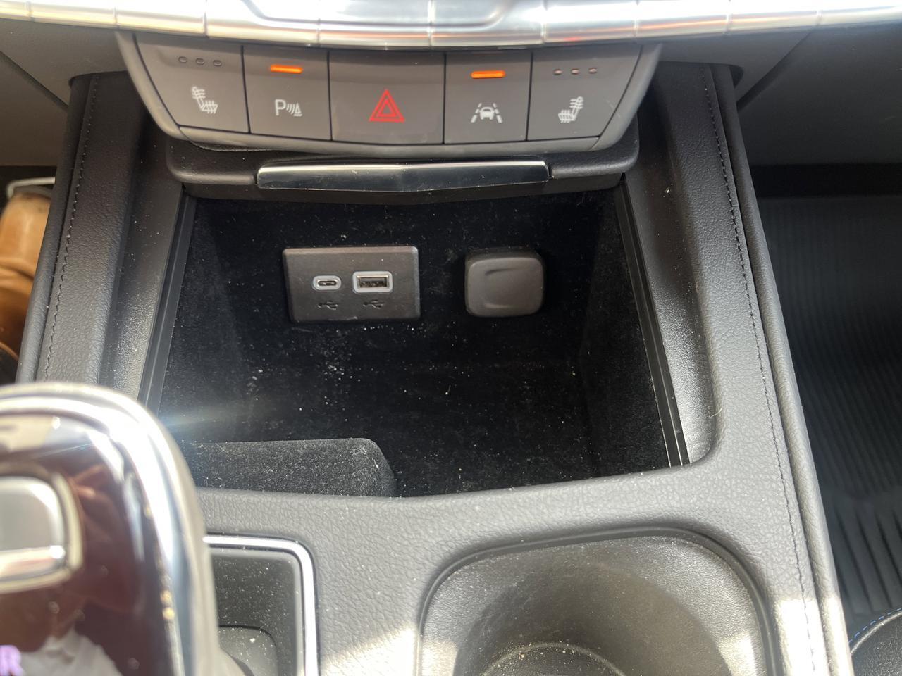 2024 Cadillac XT4 Sport AWD ColdWxPkg w/Sunroof AKG-Sound 20s HtdLthr Saukville WI