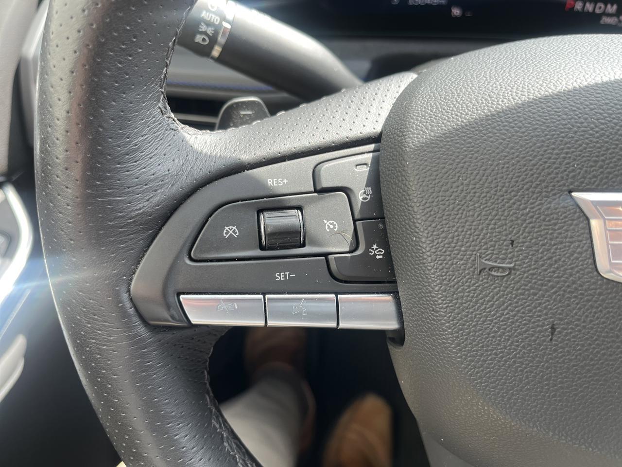 2024 Cadillac XT4 Sport AWD ColdWxPkg w/Sunroof AKG-Sound 20s HtdLthr Saukville WI