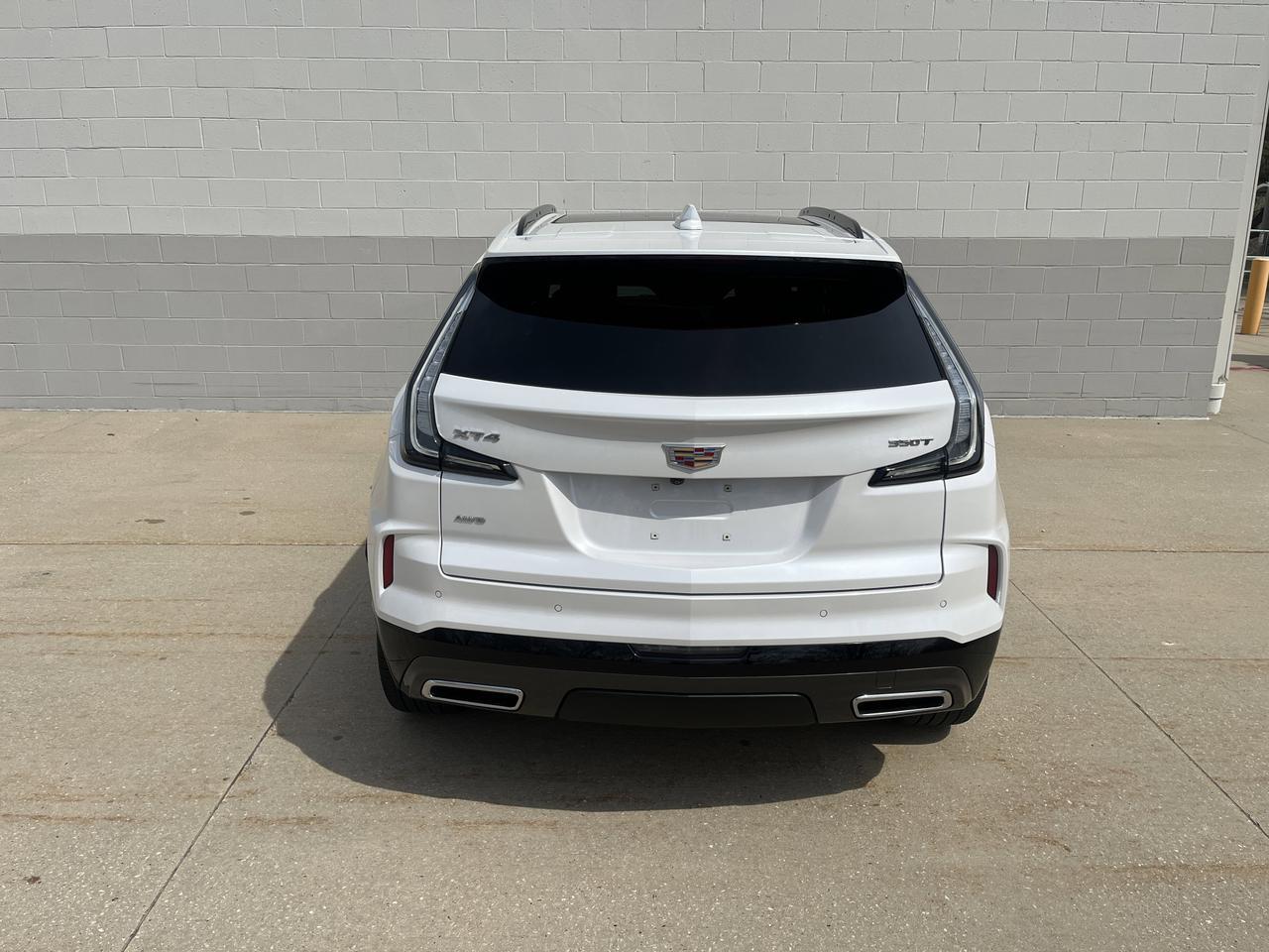 2024 Cadillac XT4 Sport AWD ColdWxPkg w/Sunroof AKG-Sound 20s HtdLthr Saukville WI