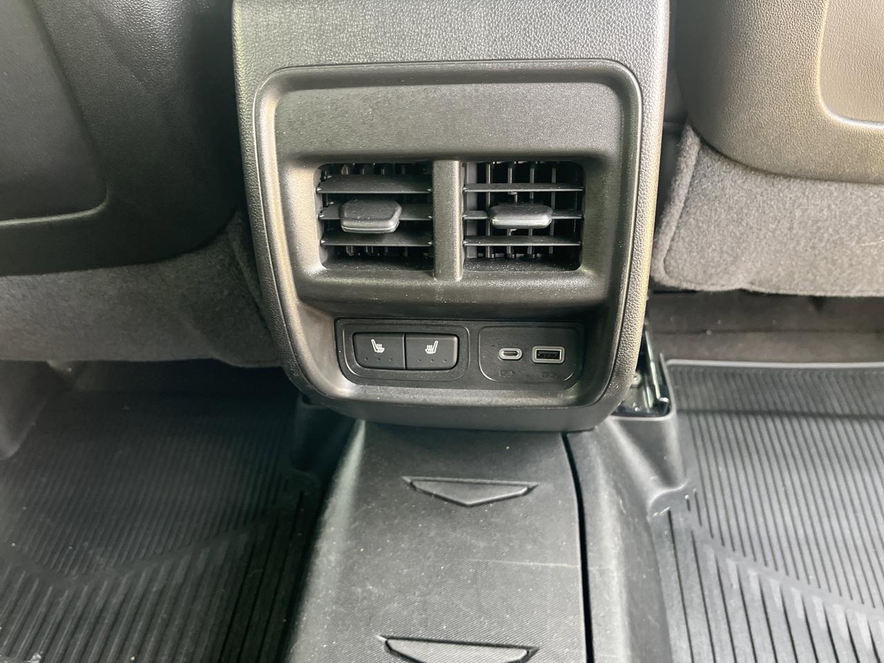 2024 Cadillac XT4 Sport AWD ColdWxPkg w/Sunroof AKG-Sound 20s HtdLthr Saukville WI