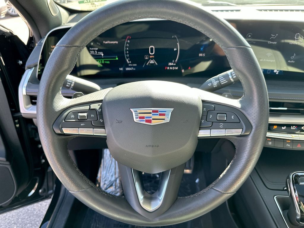 2024 Cadillac XT4 Sport