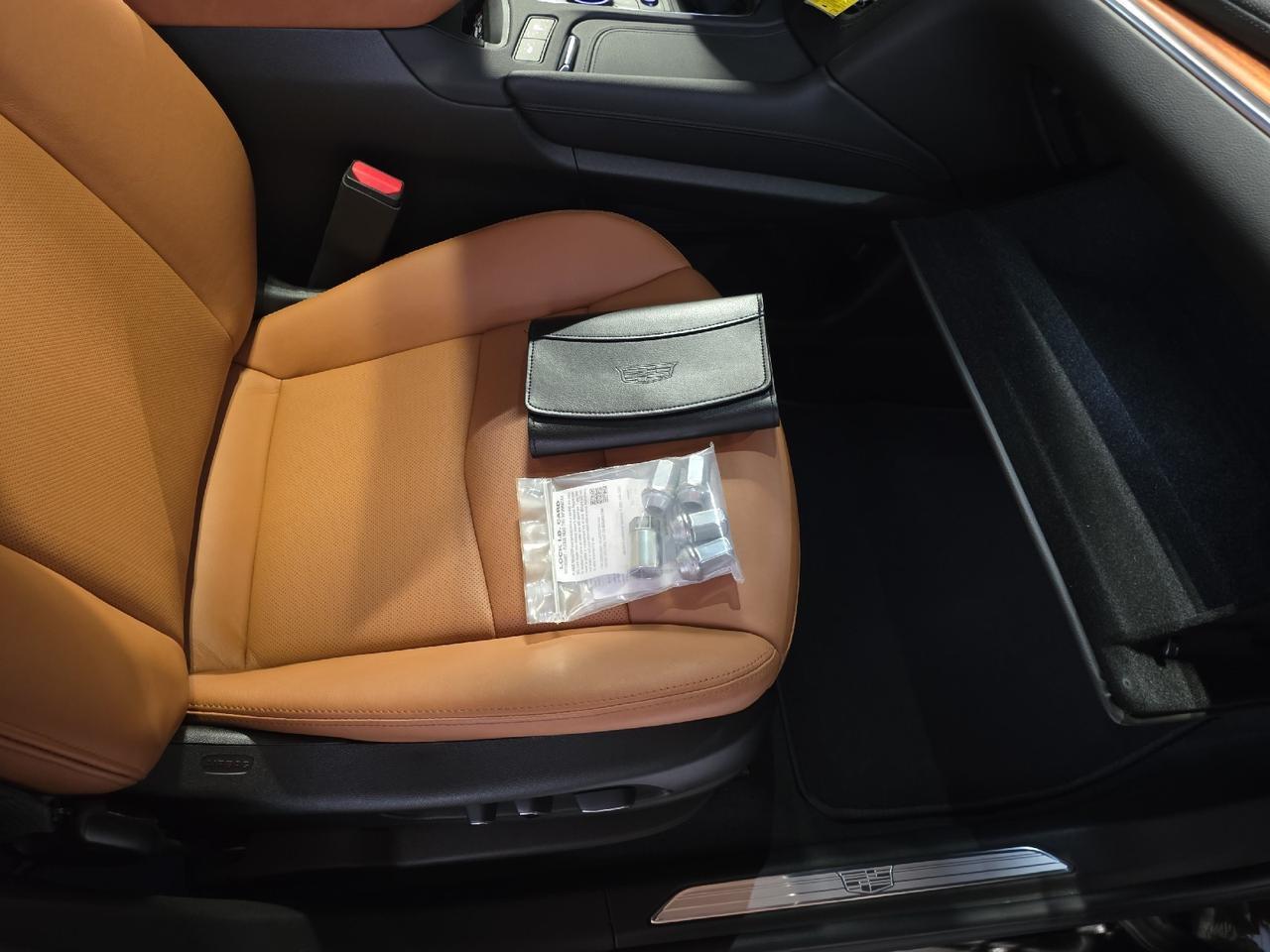 2024 Cadillac XT5 AWD Premium Luxury Sand Lake NY