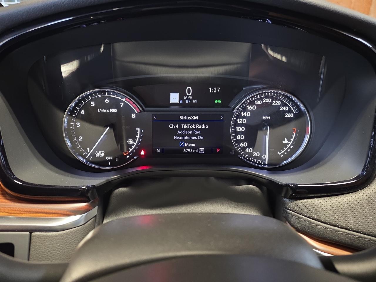 2024 Cadillac XT5 AWD Premium Luxury Sand Lake NY