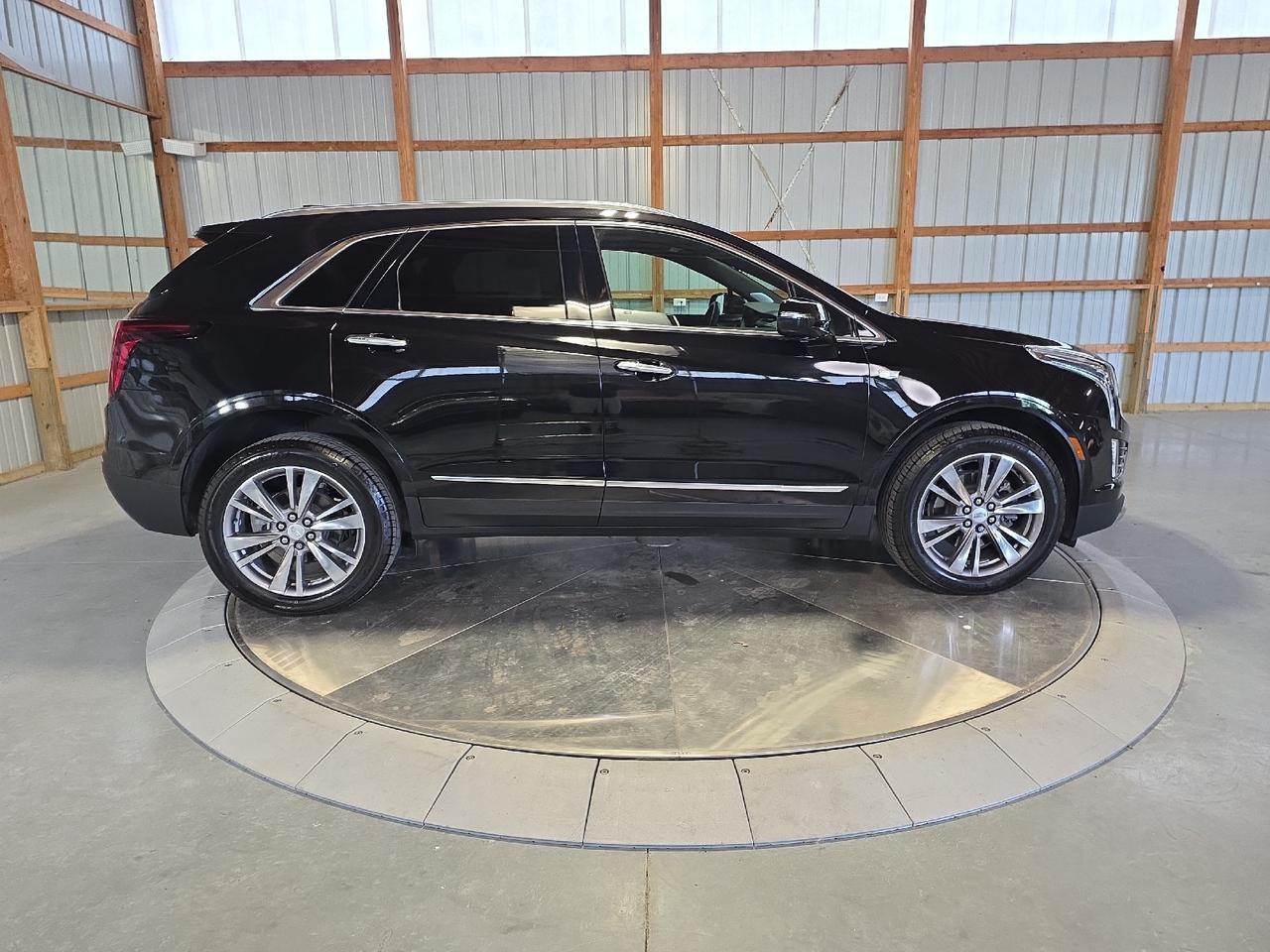 2024 Cadillac XT5 AWD Premium Luxury Sand Lake NY