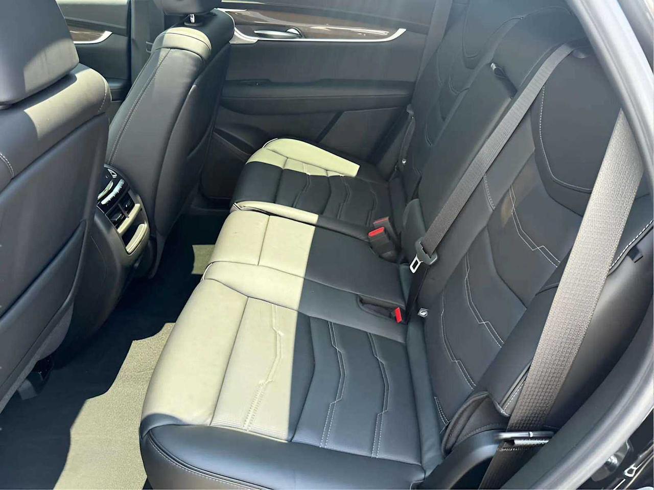 2024 Cadillac XT5 AWD Premium Luxury Woburn MA